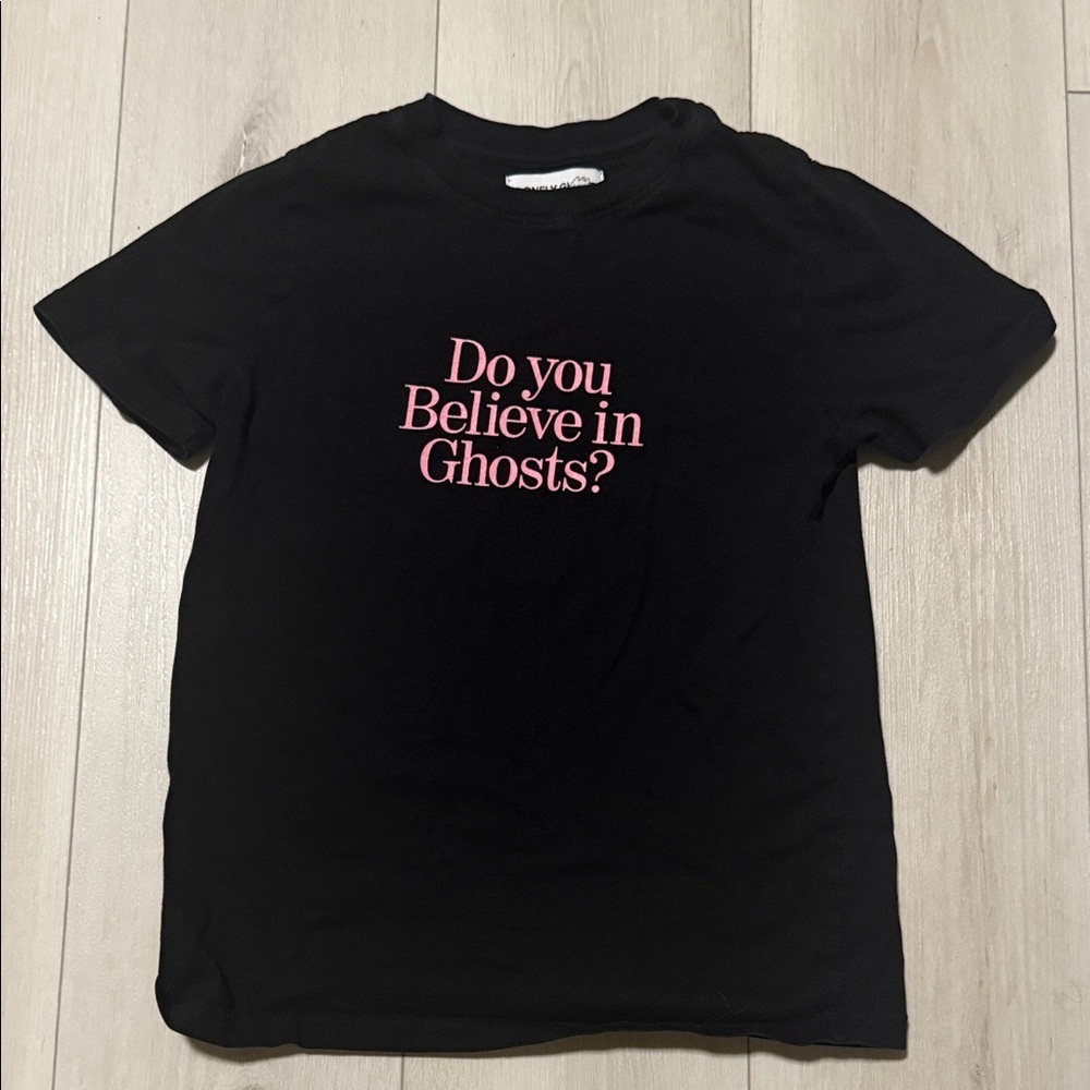 Lonely Ghost “Do You Believe In Ghosts? “ Kid’s Black Graphic Tee Size M